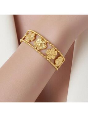 Flower-shaped Open Bracelet, Fashionable Elegant 304 Stainless Steel Bangle